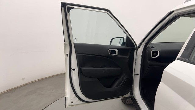 Second-hand 2022 Hyundai Venue SX BSVI for sale in Karnal-33