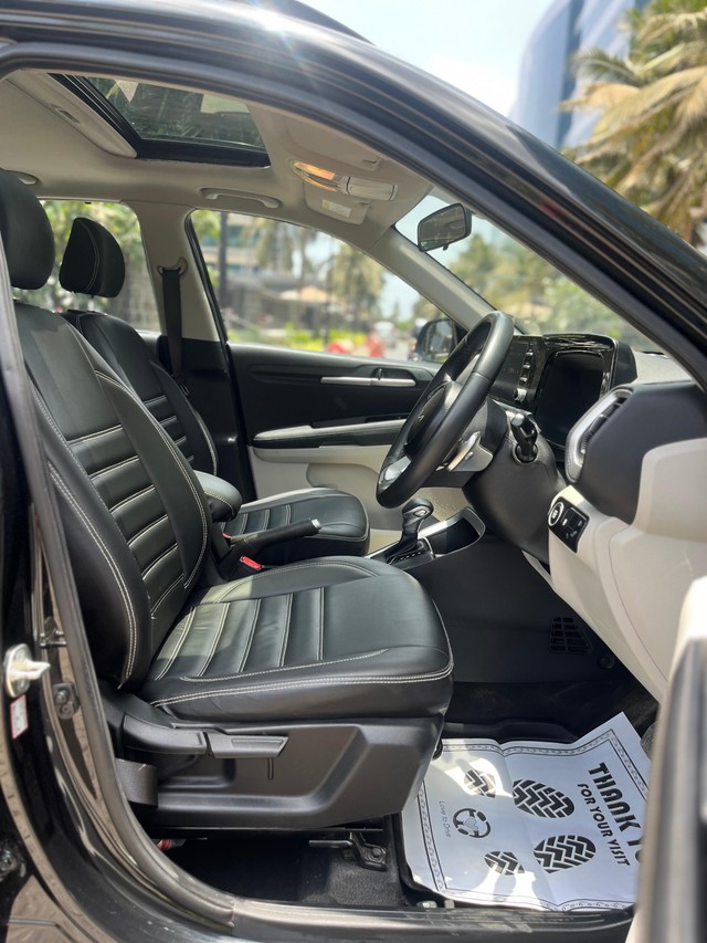 Second-hand 2023 Kia Sonet HTX Diesel AT for sale in Mumbai-10