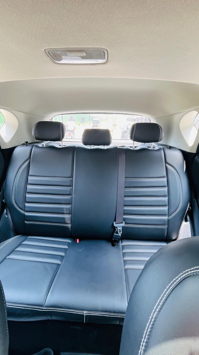 Second-hand 2023 Kia Sonet HTX Diesel AT for sale in Mumbai-27