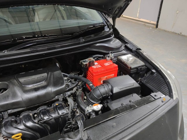 Second-hand 2019 Hyundai Verna 1.6 VTVT SX for sale in Kochi-33