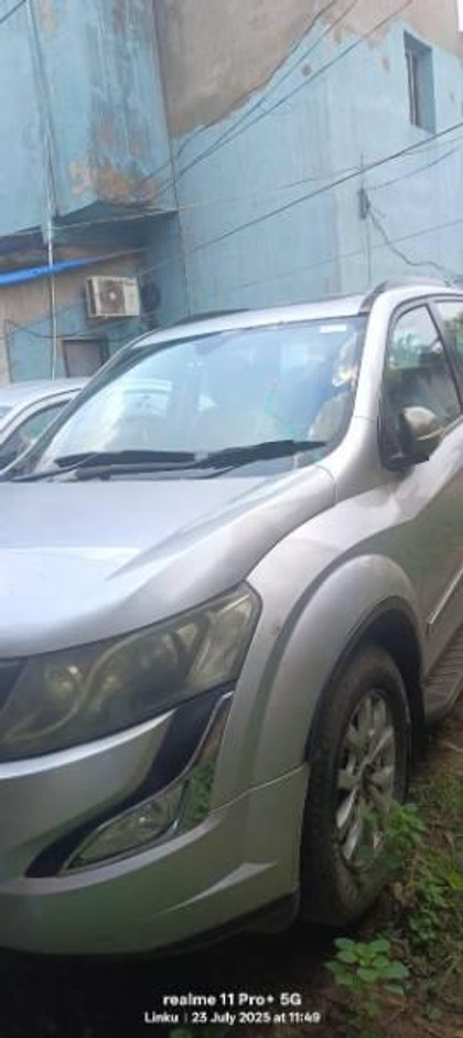 Second-hand 2015 Mahindra XUV500 R W10 FWD for sale in Bhubaneswar