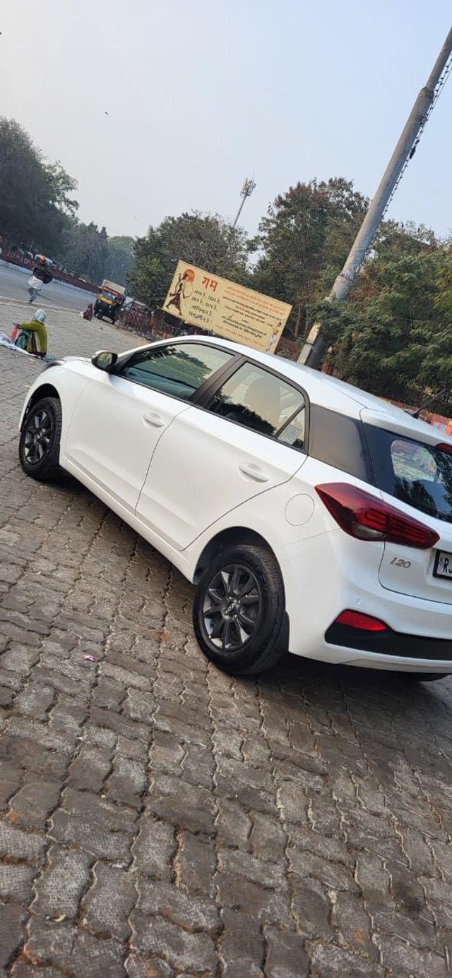 Second-hand 2019 Hyundai i20 Petrol Spotz for sale in Jaipur-13