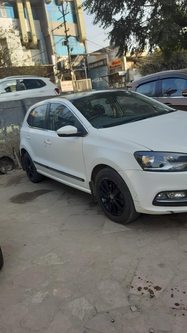 Second-hand 2017 Hyundai i20 1.4 Asta for sale in Noida-1