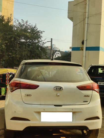 Hyundai i20 1.4 Asta Second-hand 2017 Hyundai i20 1.4 Asta for sale in Noida