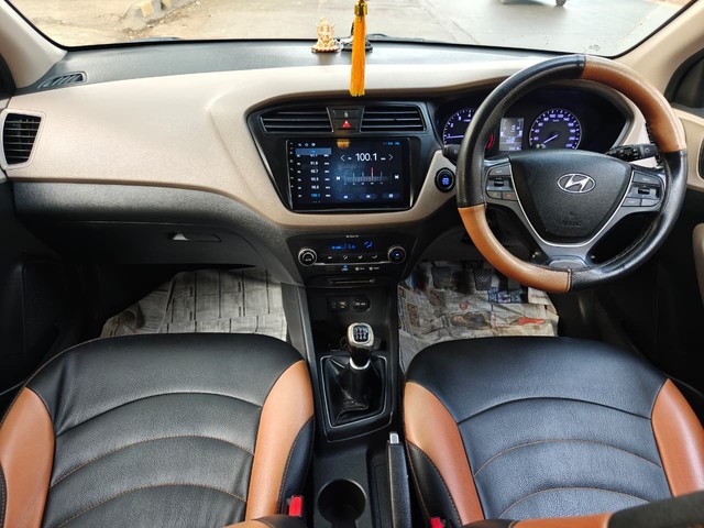 Second-hand 2014 Hyundai i20 Sportz 1.2 for sale in Mumbai-15