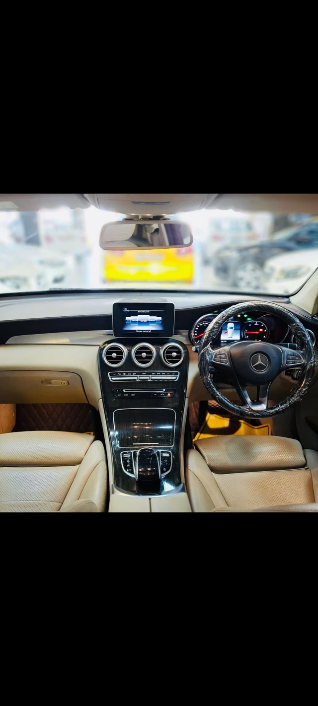 Second-hand 2019 Mercedes-Benz GLA Class 200 Sport for sale in Nashik-4