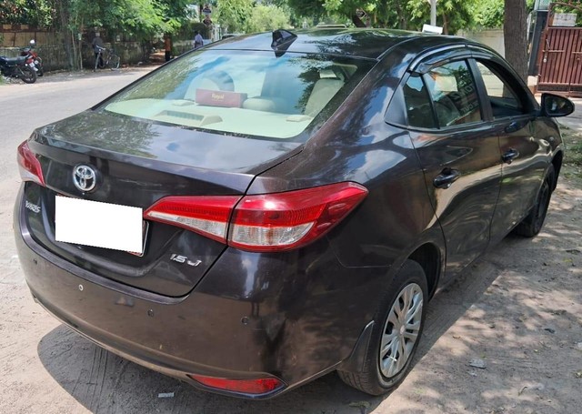 Second-hand 2018 Toyota Yaris J BSIV for sale in Lucknow-10