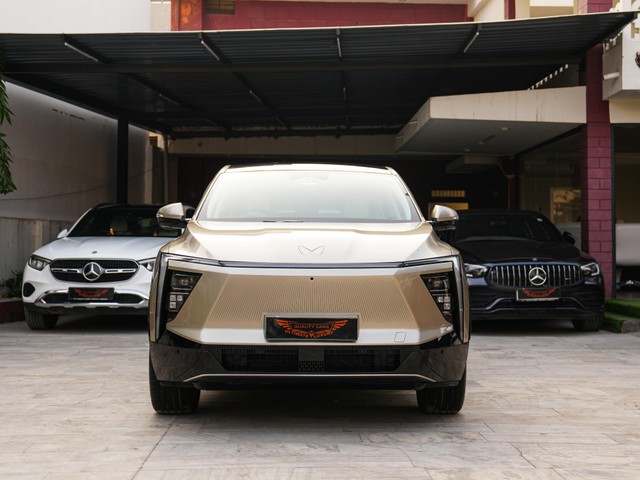 Second-hand 2025 Mahindra XEV 9e Pack Three for sale in Jaipur-6