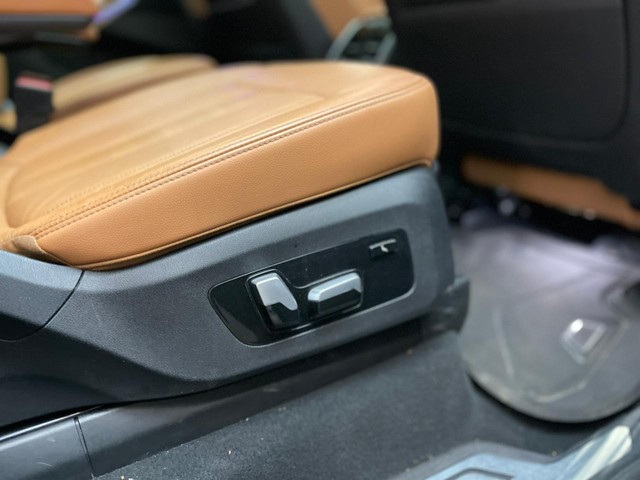 Second-hand 2021 BMW X7 xDrive30d DPE Signature for sale in Mumbai-5