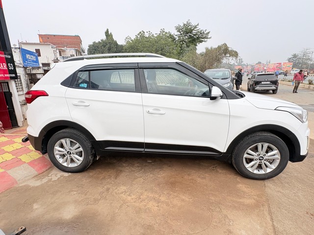 Second-hand 2016 Hyundai Creta 1.4 CRDi S Plus for sale in Gorakhpur-7