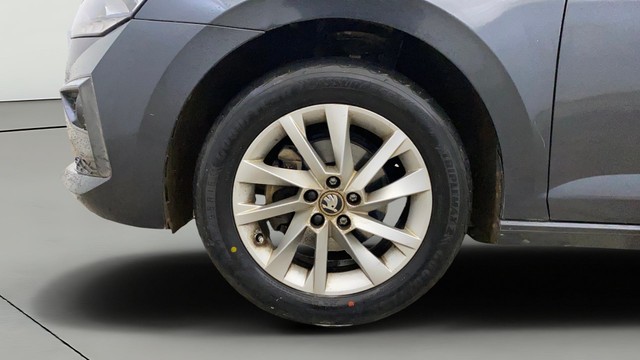 Second-hand 2022 Skoda Slavia 1.0 TSI Ambition BSVI for sale in New Delhi-26