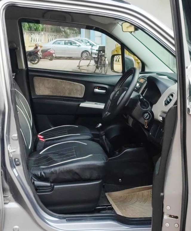 Second-hand 2014 Maruti Wagon R VXI BS IV for sale in Mira Road-9