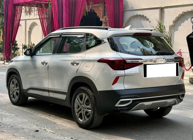 Second-hand 2023 Kia Seltos HTX IVT for sale in New Delhi-2