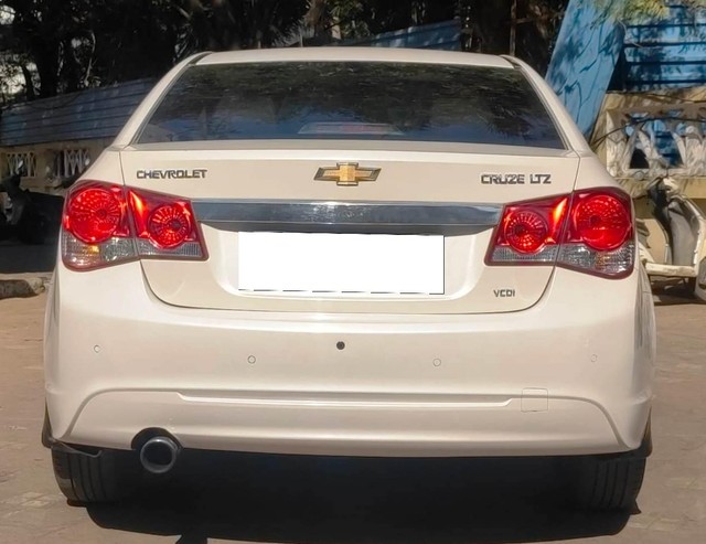 Second-hand 2012 Chevrolet Cruze LTZ AT for sale in Mira Road-2