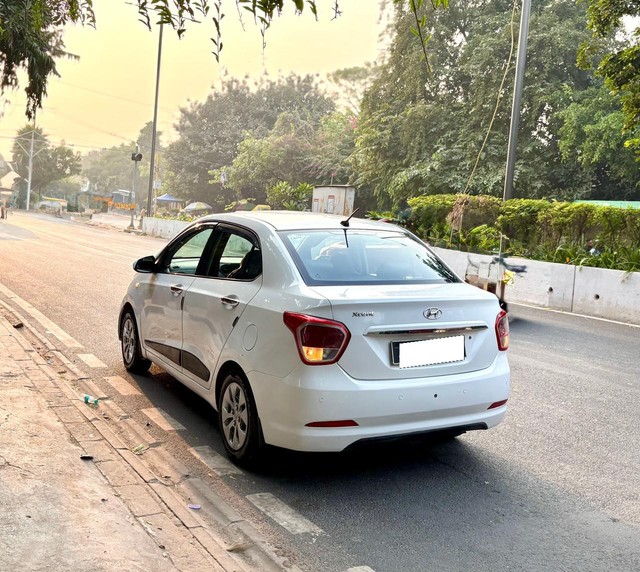 Second-hand 2017 Hyundai Xcent 1.2 VTVT E Plus for sale in New Delhi-10