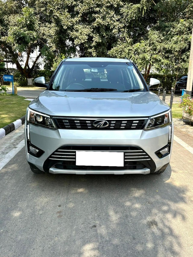Second-hand 2019 Mahindra XUV300 W8 BSIV for sale in Yamuna Nagar-10