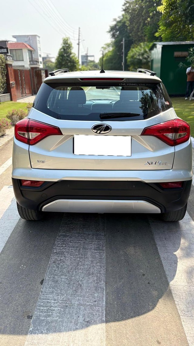 Second-hand 2019 Mahindra XUV300 W8 BSIV for sale in Yamuna Nagar-13