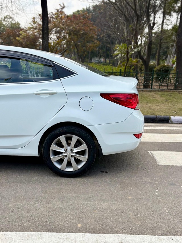 Second-hand 2013 Hyundai Verna 1.6 SX VTVT for sale in Yamuna Nagar-24