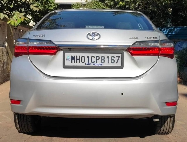 Second-hand 2017 Toyota Corolla Altis VL AT for sale in Mira Road-2