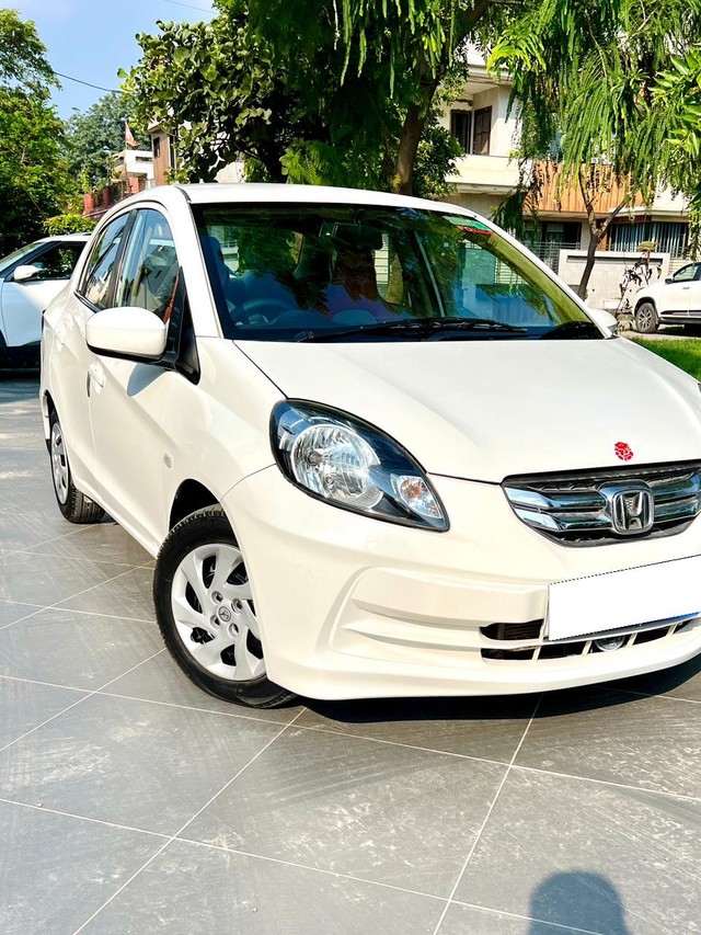 Second-hand 2015 Honda Amaze S i-Vtech for sale in Yamuna Nagar-2