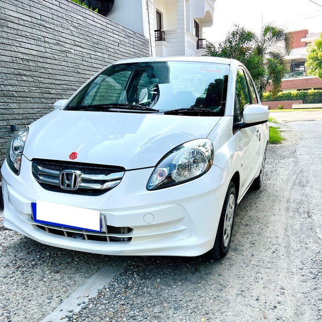 Second-hand 2015 Honda Amaze S i-Vtech for sale in Yamuna Nagar-19