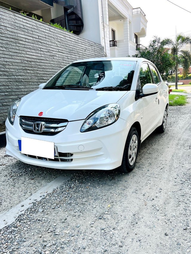 Second-hand 2015 Honda Amaze S i-Vtech for sale in Yamuna Nagar-24