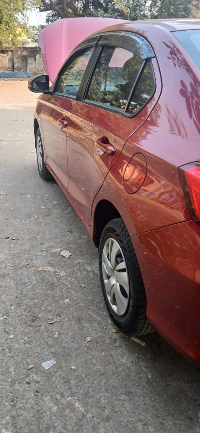 Second-hand 2020 Honda Amaze S Petrol for sale in Howrah-4
