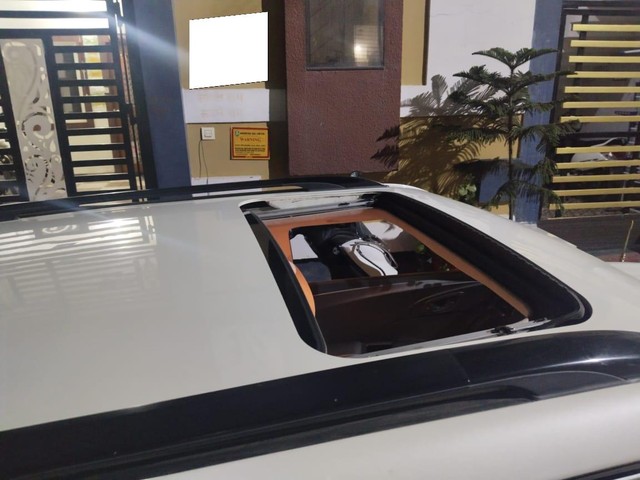 Second-hand 2023 Mahindra XUV300 W6 Sunroof NT BSVI for sale in Indore-7