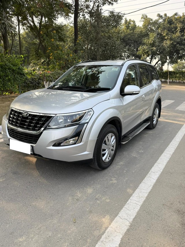 Second-hand 2019 Mahindra XUV500 W7 BSIV for sale in Yamuna Nagar-13