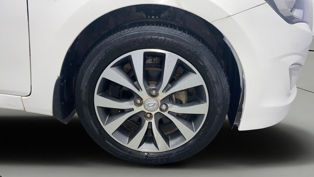 Second-hand 2016 Hyundai Verna 1.6 SX VTVT for sale in Kochi-23