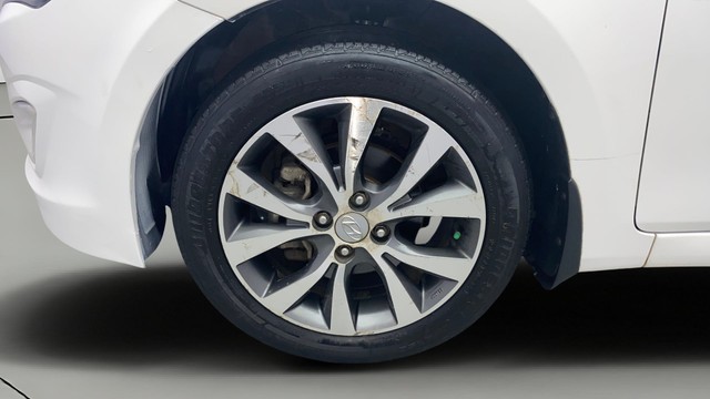 Second-hand 2016 Hyundai Verna 1.6 SX VTVT for sale in Kochi-25