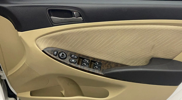 Second-hand 2016 Hyundai Verna 1.6 SX VTVT for sale in Kochi-17