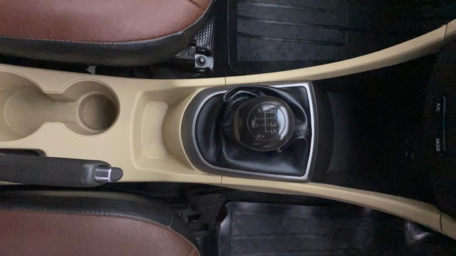 Second-hand 2016 Hyundai Verna 1.6 SX VTVT for sale in Kochi-13