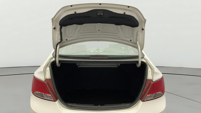 Second-hand 2016 Hyundai Verna 1.6 SX VTVT for sale in Kochi-20