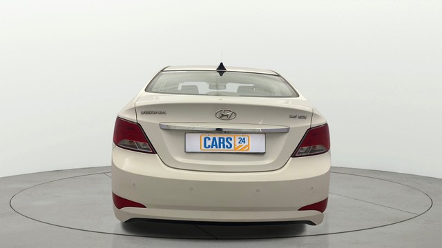 Second-hand 2016 Hyundai Verna 1.6 SX VTVT for sale in Kochi-3