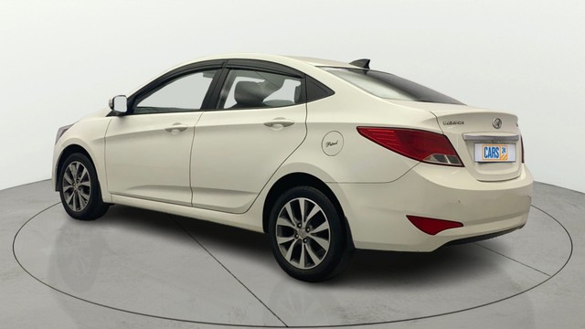 Second-hand 2016 Hyundai Verna 1.6 SX VTVT for sale in Kochi-4