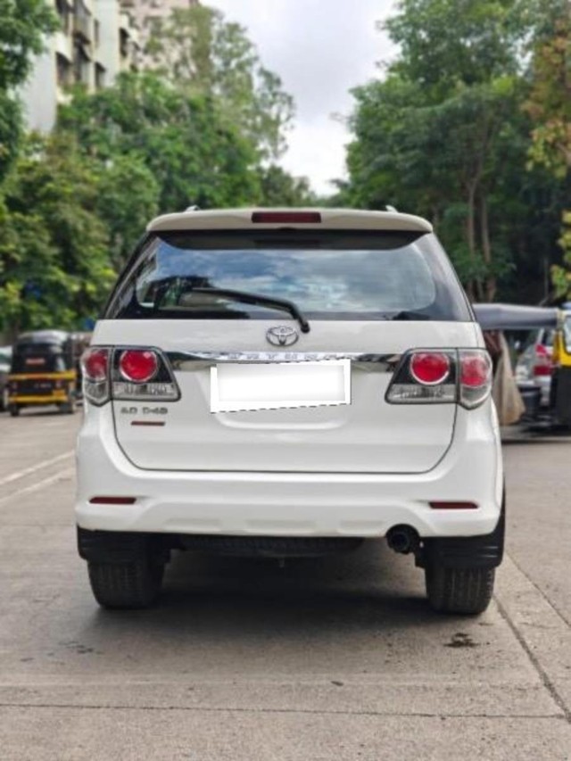 Second-hand 2012 Toyota Fortuner 4x2 4 Speed AT for sale in Mumbai-1