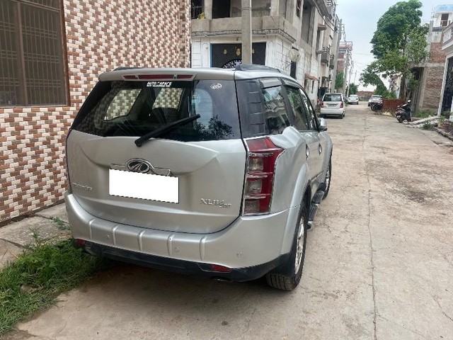 Second-hand 2013 Mahindra XUV500 W4 for sale in Fatehpur-6