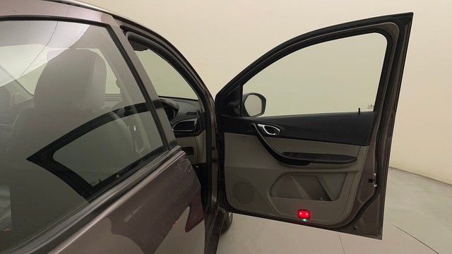 Second-hand 2016 Tata Tiago 1.2 Revotron XZ Plus Dual Tone for sale in Bangalore-16