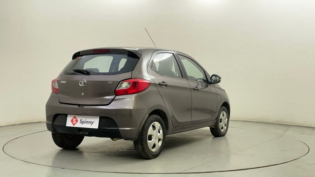 Second-hand 2016 Tata Tiago 1.2 Revotron XZ Plus Dual Tone for sale in Bangalore-3