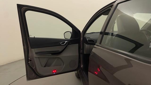 Second-hand 2016 Tata Tiago 1.2 Revotron XZ Plus Dual Tone for sale in Bangalore-33