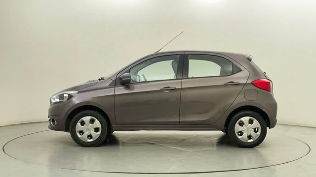Second-hand 2016 Tata Tiago 1.2 Revotron XZ Plus Dual Tone for sale in Bangalore-6