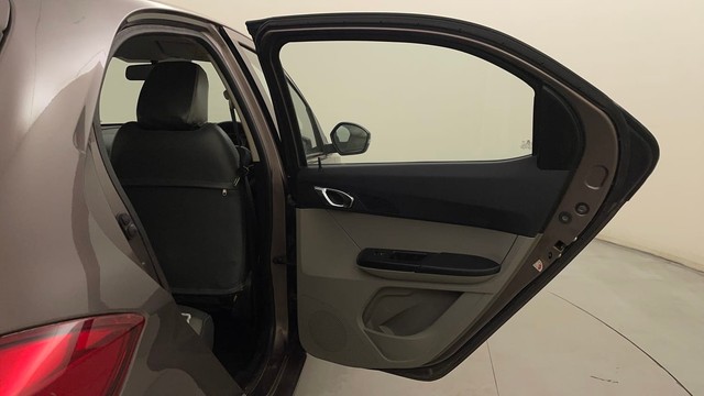 Second-hand 2016 Tata Tiago 1.2 Revotron XZ Plus Dual Tone for sale in Bangalore-32