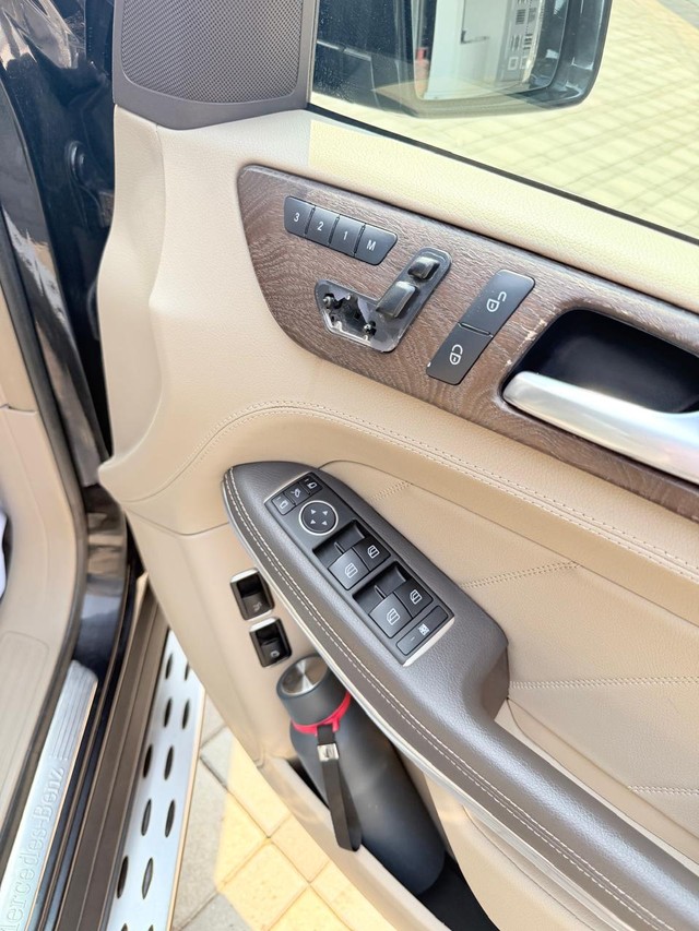 Mercedes-Benz GL-Class 350 CDI Blue Efficiency Second-hand 2014 Mercedes-Benz GL-Class 350 CDI Blue Efficiency for sale in Surat-8