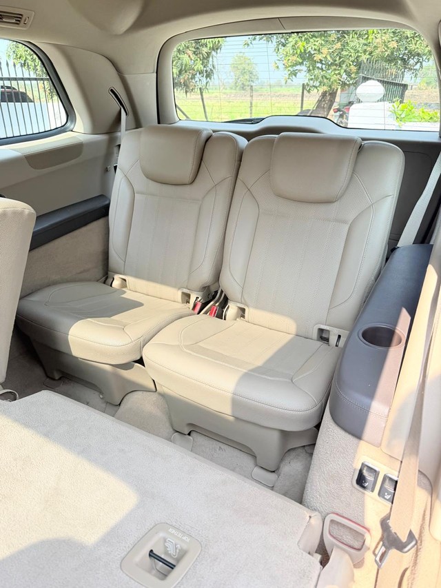 Mercedes-Benz GL-Class 350 CDI Blue Efficiency Second-hand 2014 Mercedes-Benz GL-Class 350 CDI Blue Efficiency for sale in Surat-21