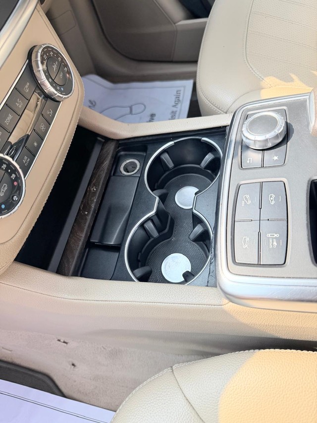 Mercedes-Benz GL-Class 350 CDI Blue Efficiency Second-hand 2014 Mercedes-Benz GL-Class 350 CDI Blue Efficiency for sale in Surat-11