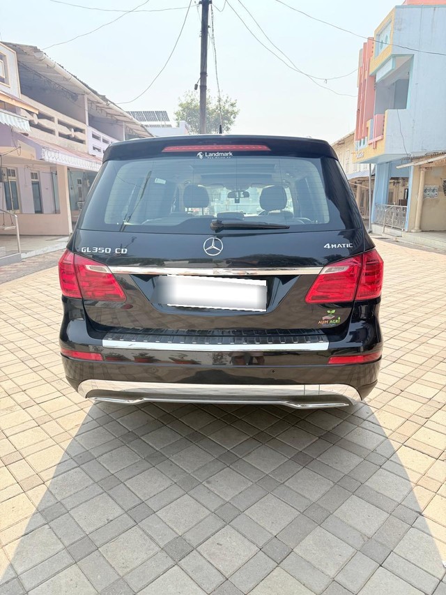 Mercedes-Benz GL-Class 350 CDI Blue Efficiency Second-hand 2014 Mercedes-Benz GL-Class 350 CDI Blue Efficiency for sale in Surat-2