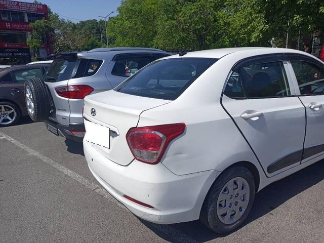 Second-hand 2016 Hyundai Xcent 1.2 CRDi E for sale in Chandigarh-2