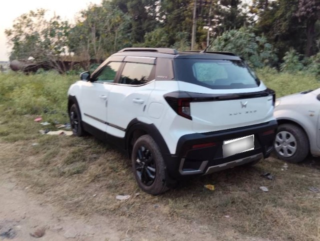Second-hand 2025 Mahindra XUV 3XO REVX M for sale in Kullu-4