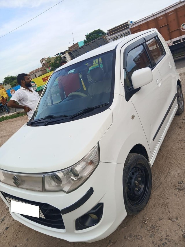 Second-hand 2017 Maruti Suzuki Wagon R VXI Plus for sale in Patna